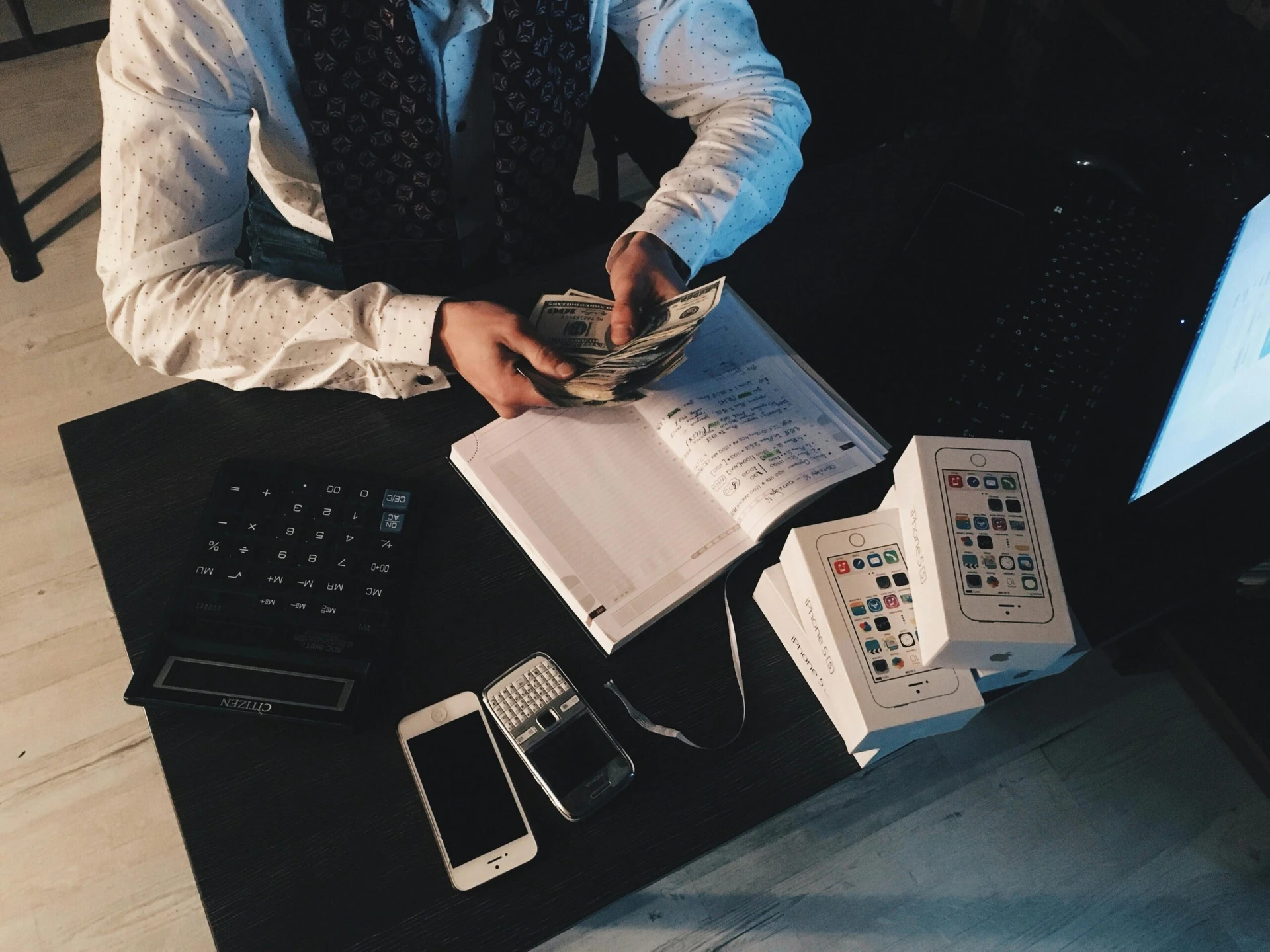Top 7 Bookkeeping Mistakes Small Business Owners Make (And How to Avoid Them)